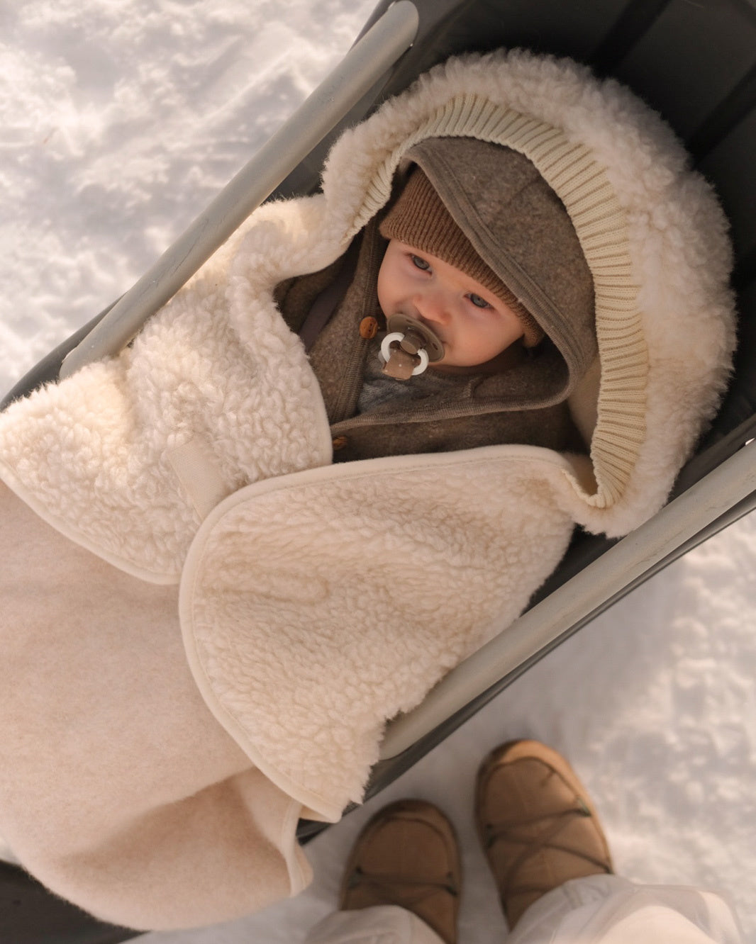 Wrap-around blanket for Maxi Cosi