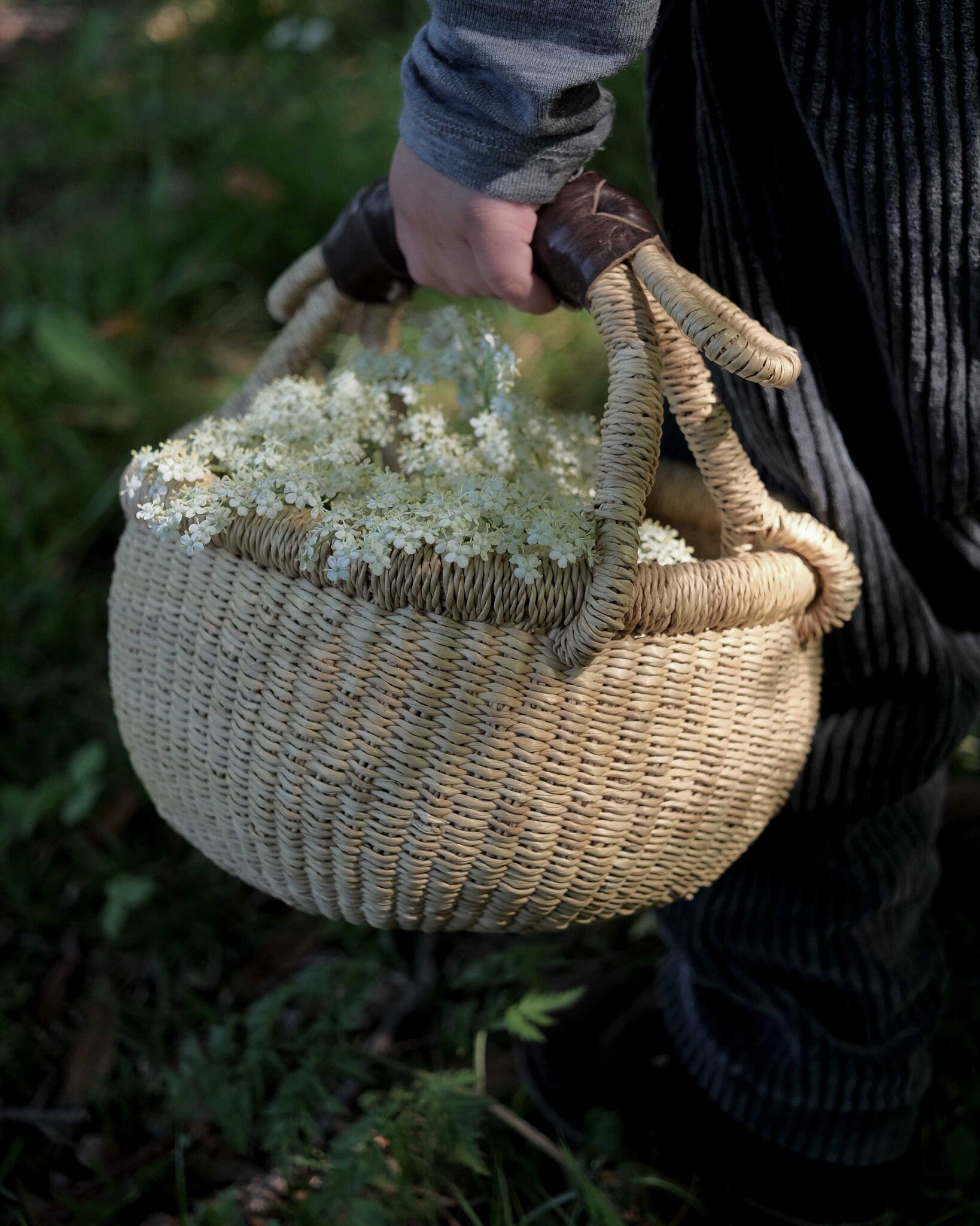 DIY gezonde vlierbloesemsiroop (zonder suiker)