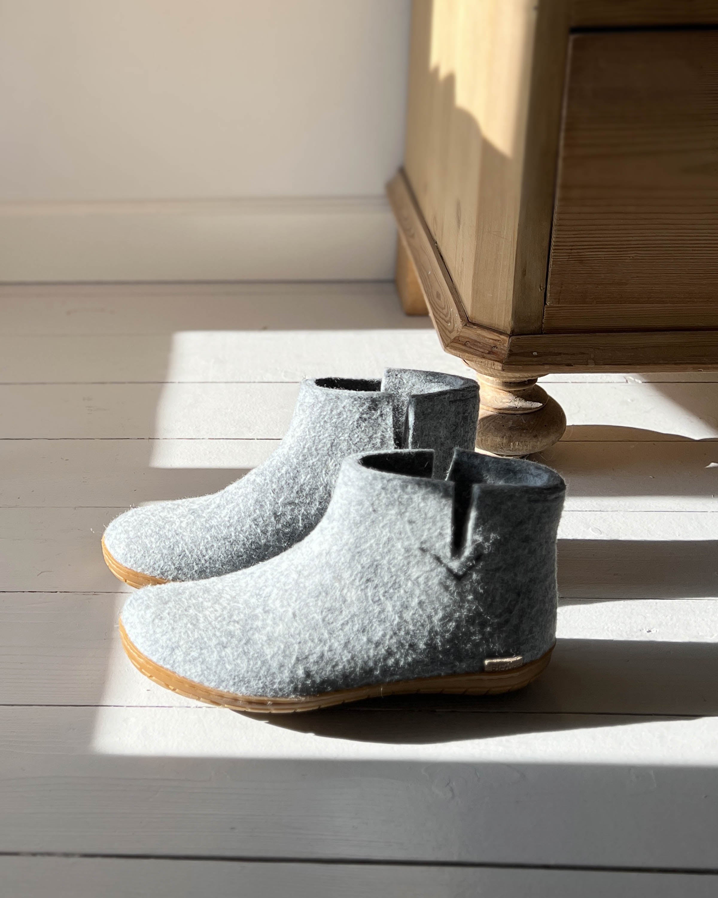 Wollen sloffen hoog model leren zool - grijs