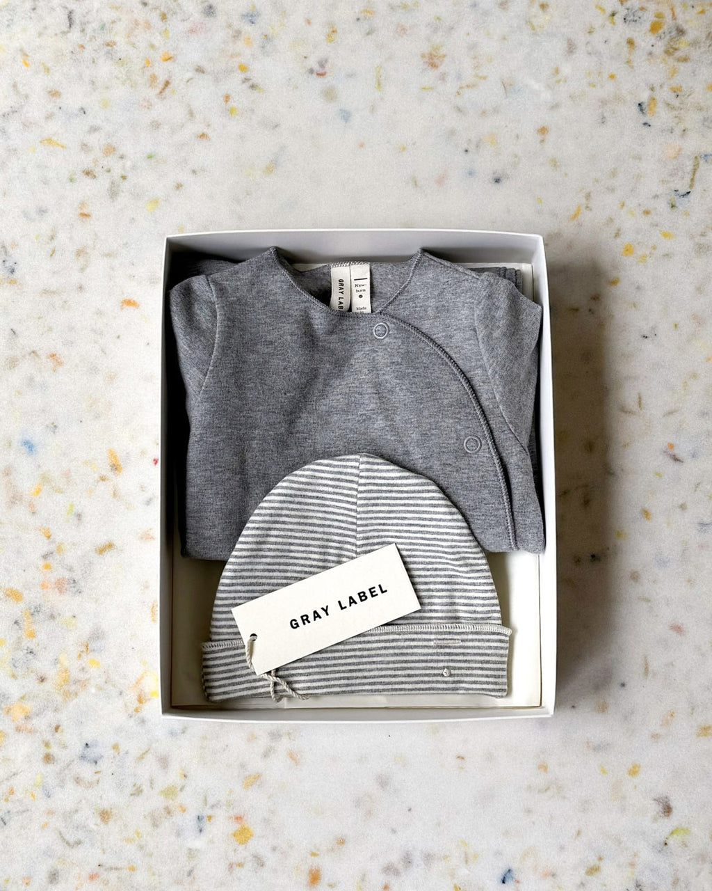 Newborn essentials set - gray melange