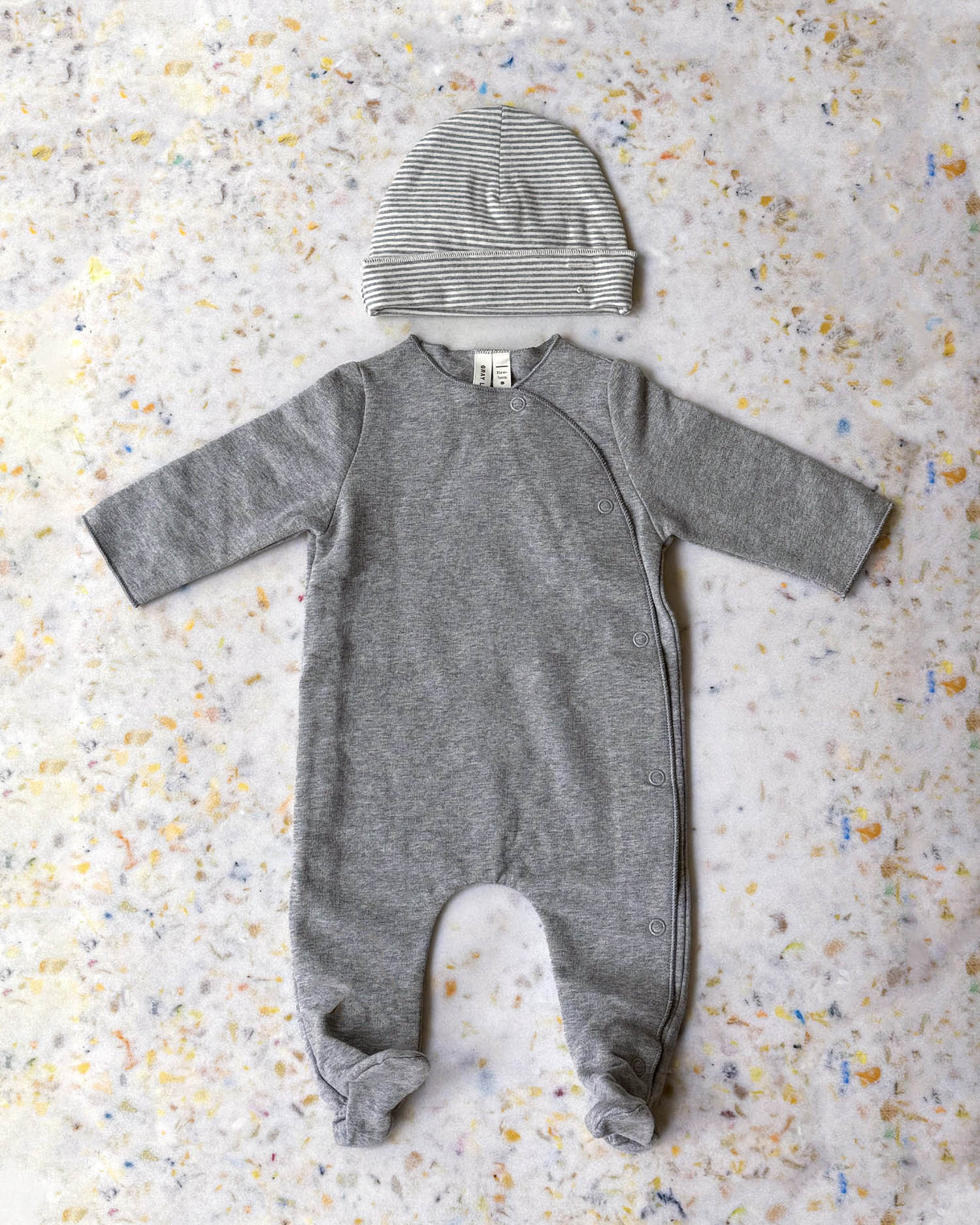 Newborn essentials set - gray melange
