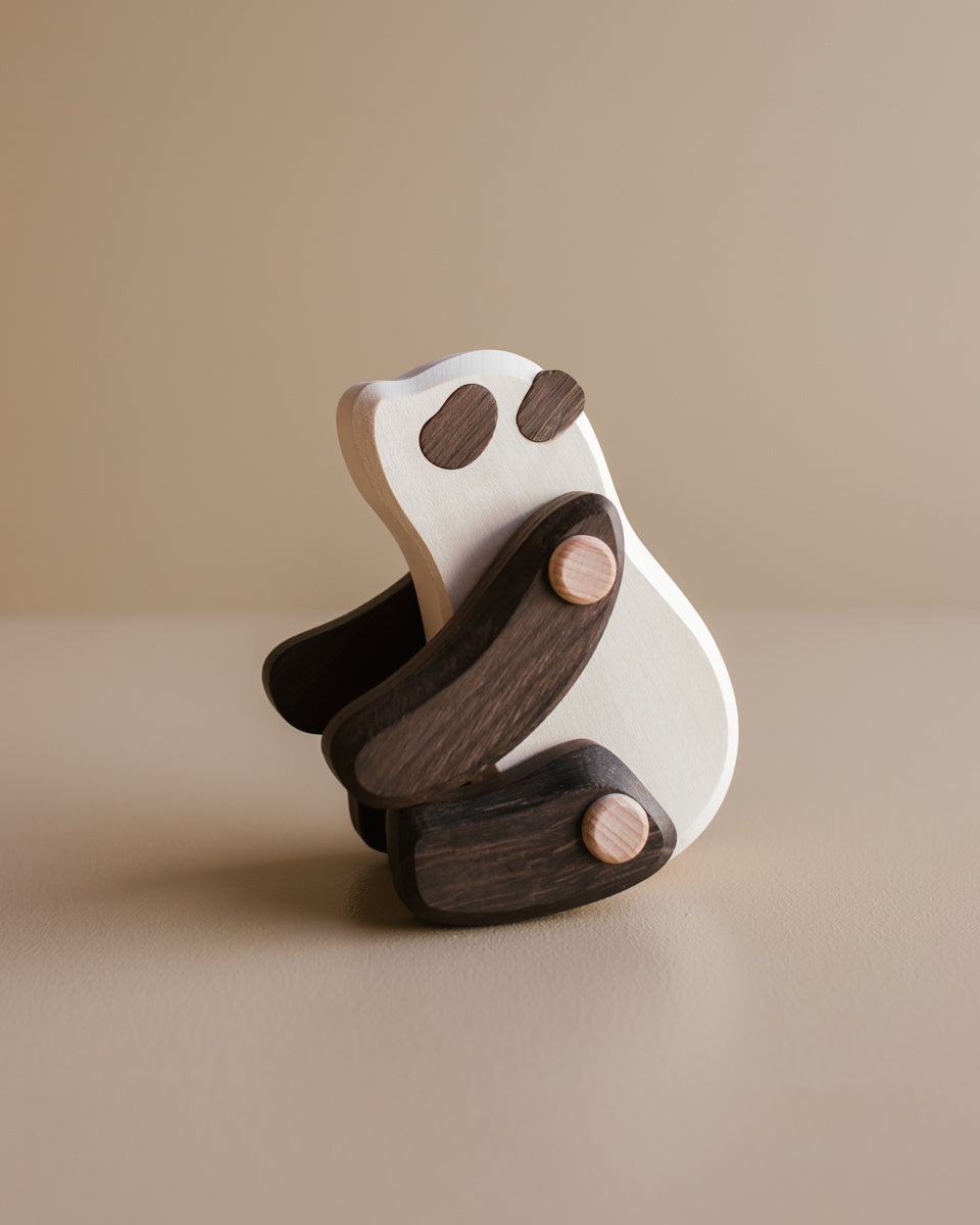 Bajo wooden panda copyright Ziloen