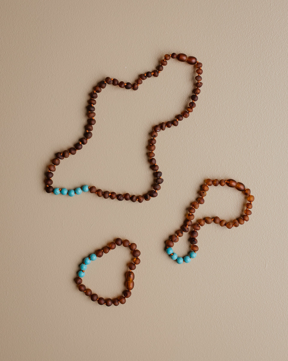 Barnsteen bracelets turkoois cognac raw copyright Ziloen