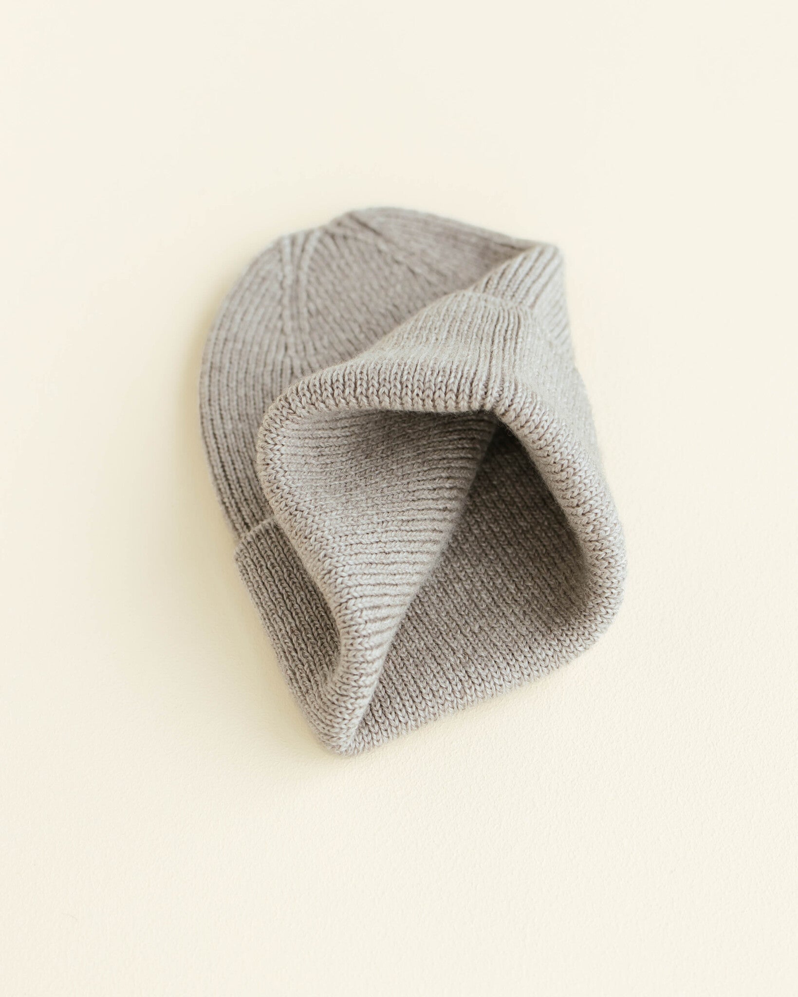 BEANIE FONZIE NEWBORN PEBBLE 3