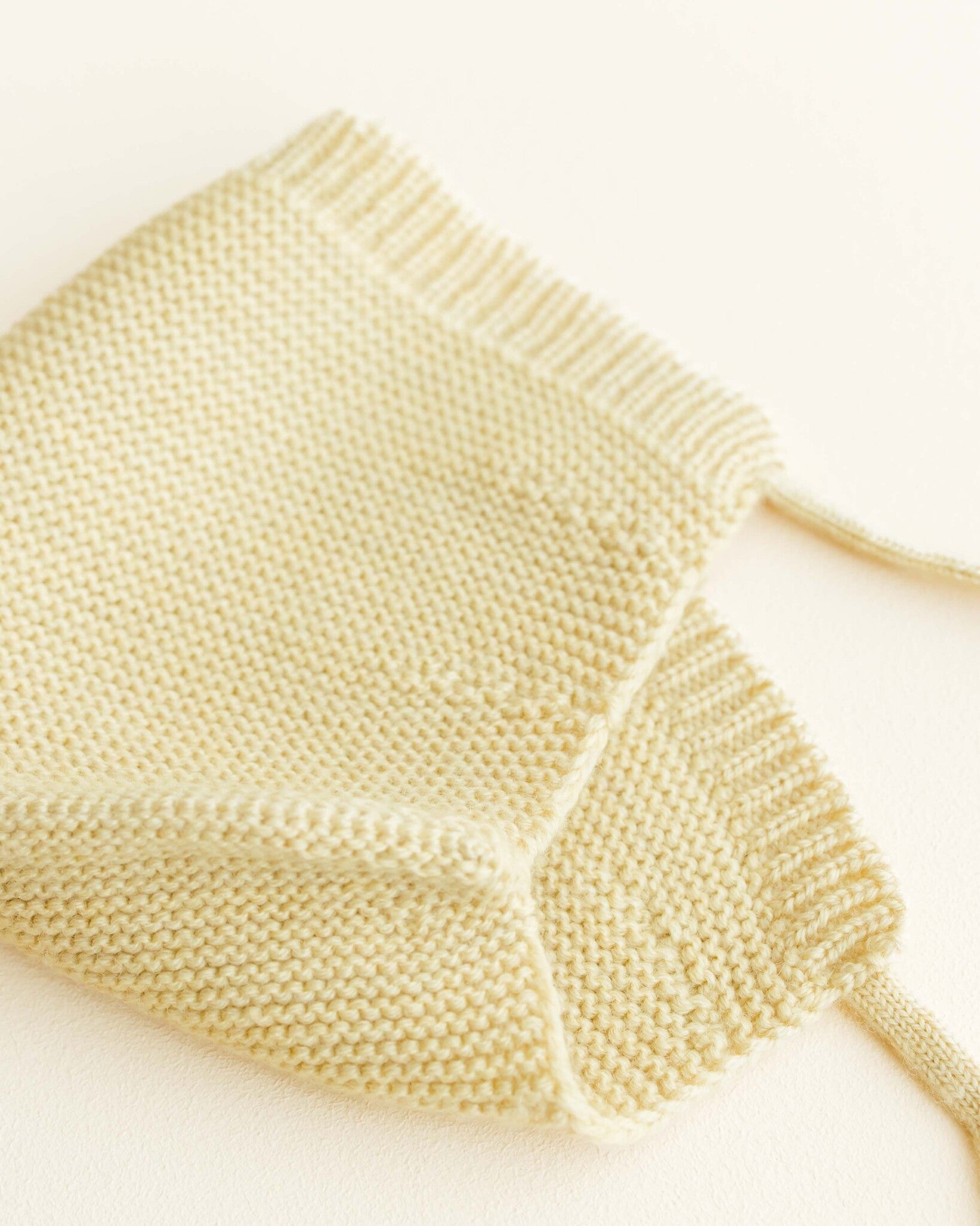 BONNET DOLLY LIGHT YELLOW 2