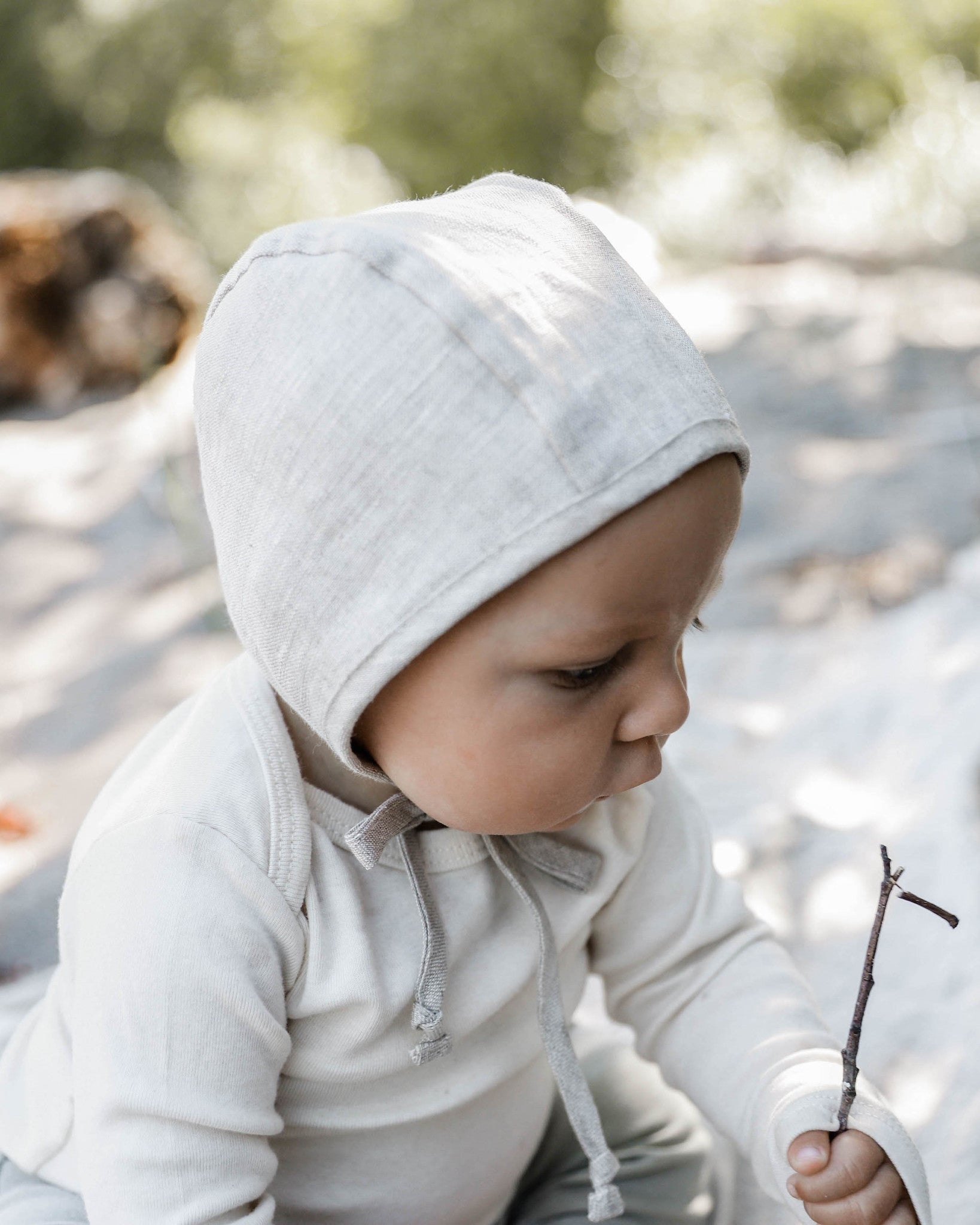 Briar sunbonnet sand