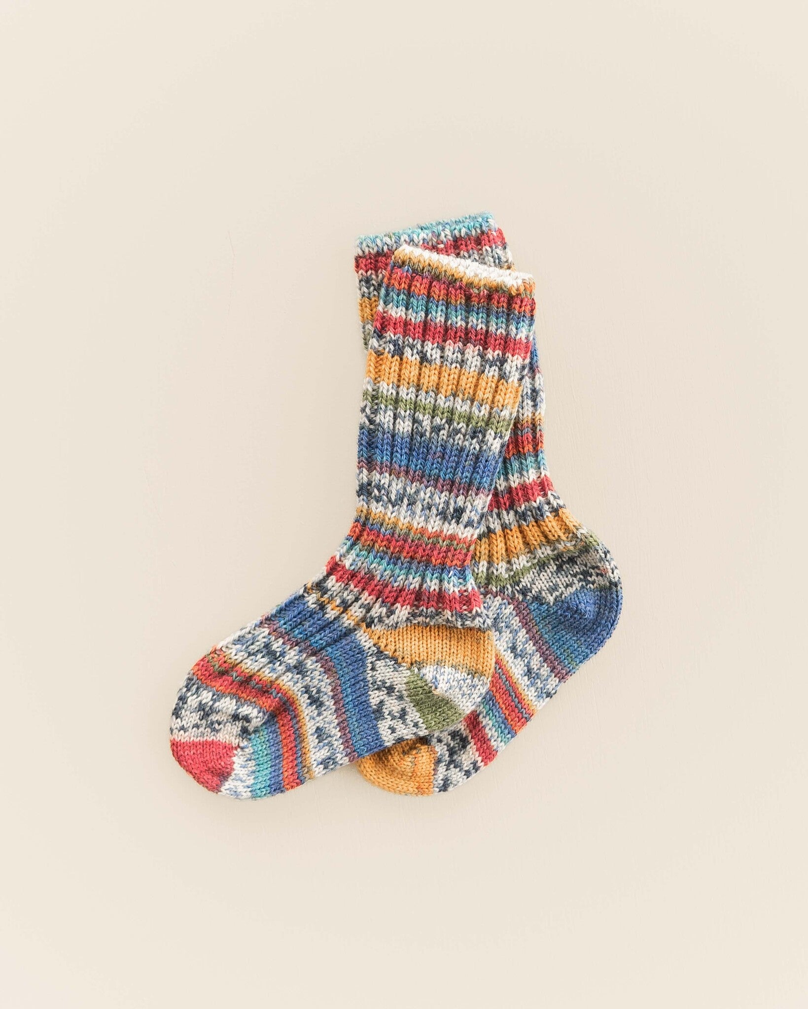 dikke-babysokken-van-wol-blauw-rood-4