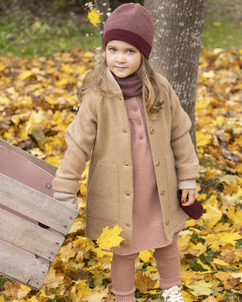 Disana Kindermantel van merino wol lifestyle 1