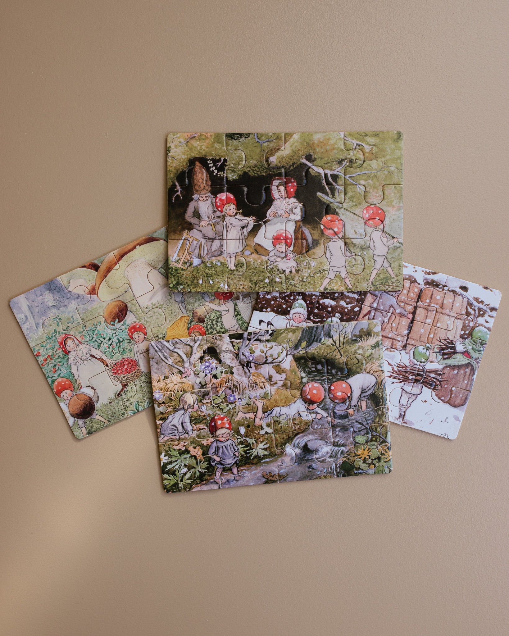 Elsa Beskow puzzles vier stuks kabouterkinderen copyright Ziloen