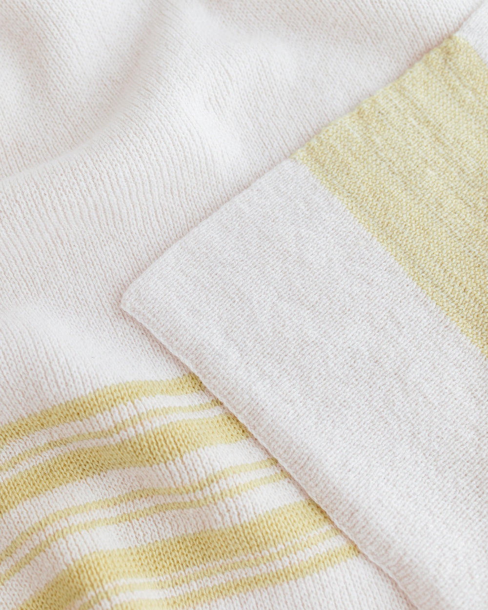 GILBERT-SILVER+-LIGHT-YELLOW-3