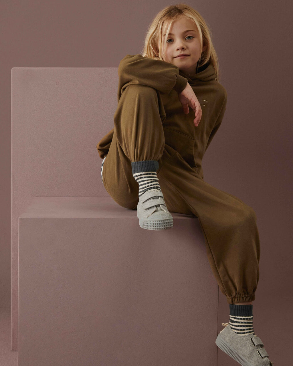 Gray label - oversized kindertrui - woody-4