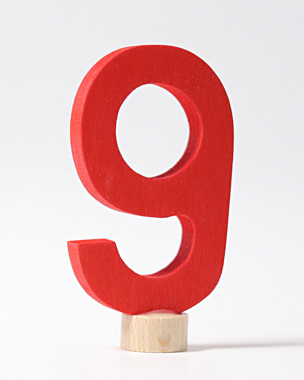 Grimms-decorative-figure-number-9-nine