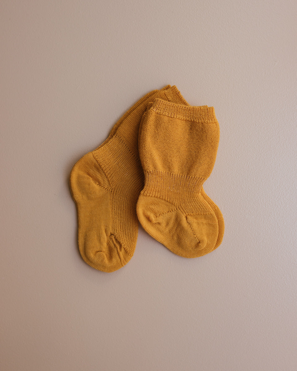 Grodo woolen baby socks sun yellow limited edition copyright Ziloen