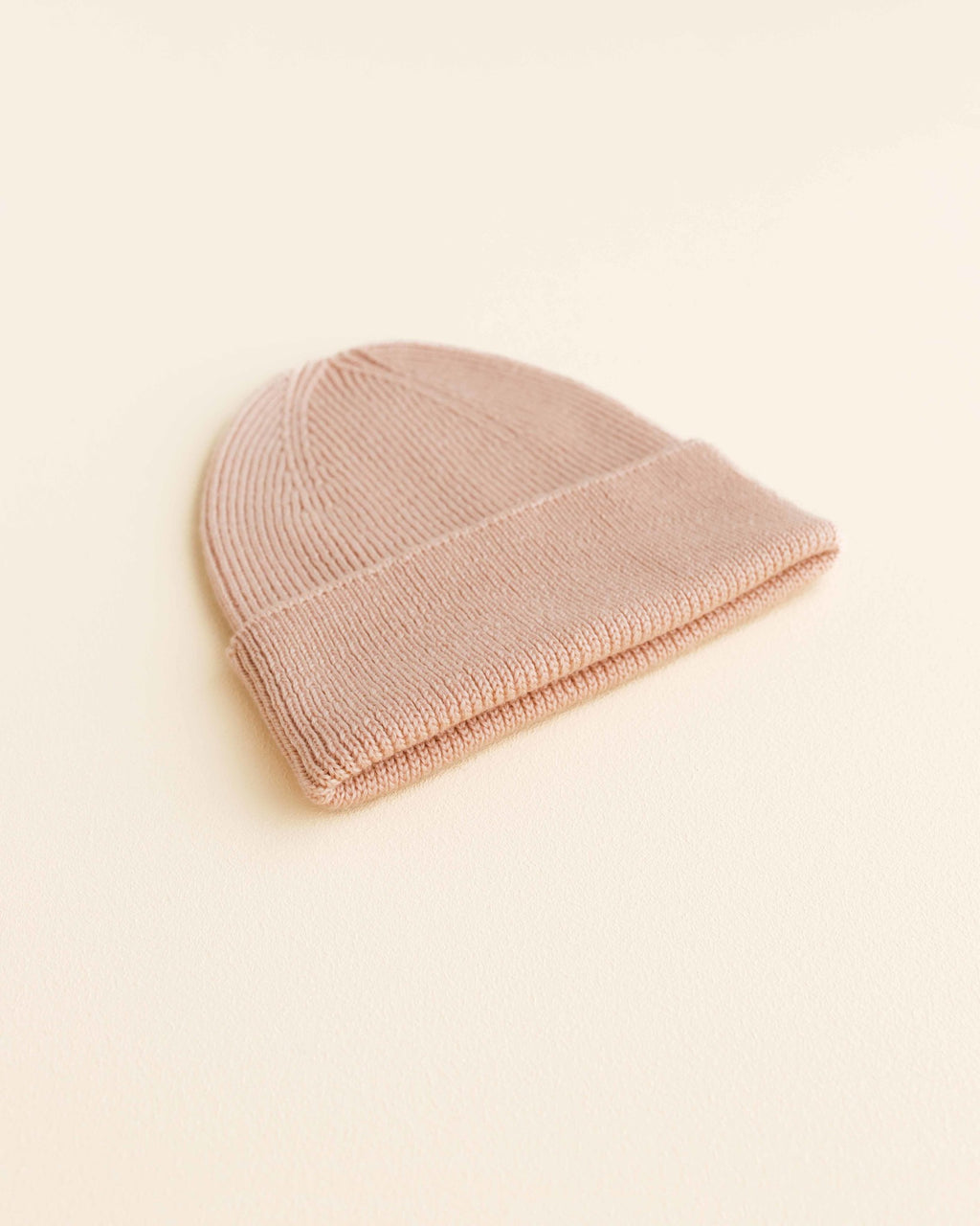 hvid Beanie Fonzie newborn - rose 2