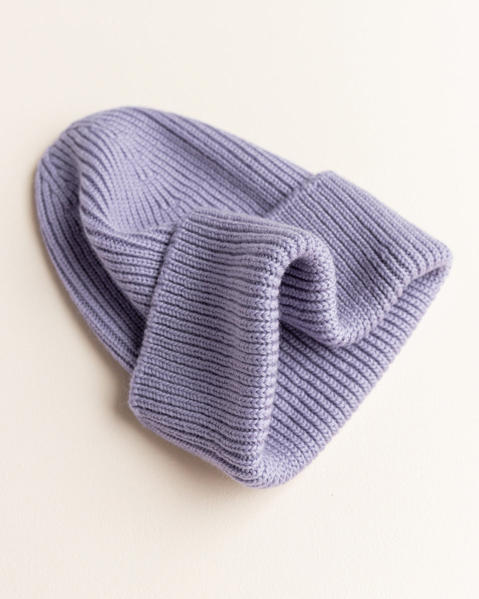 Hvid BEANIE LILAC