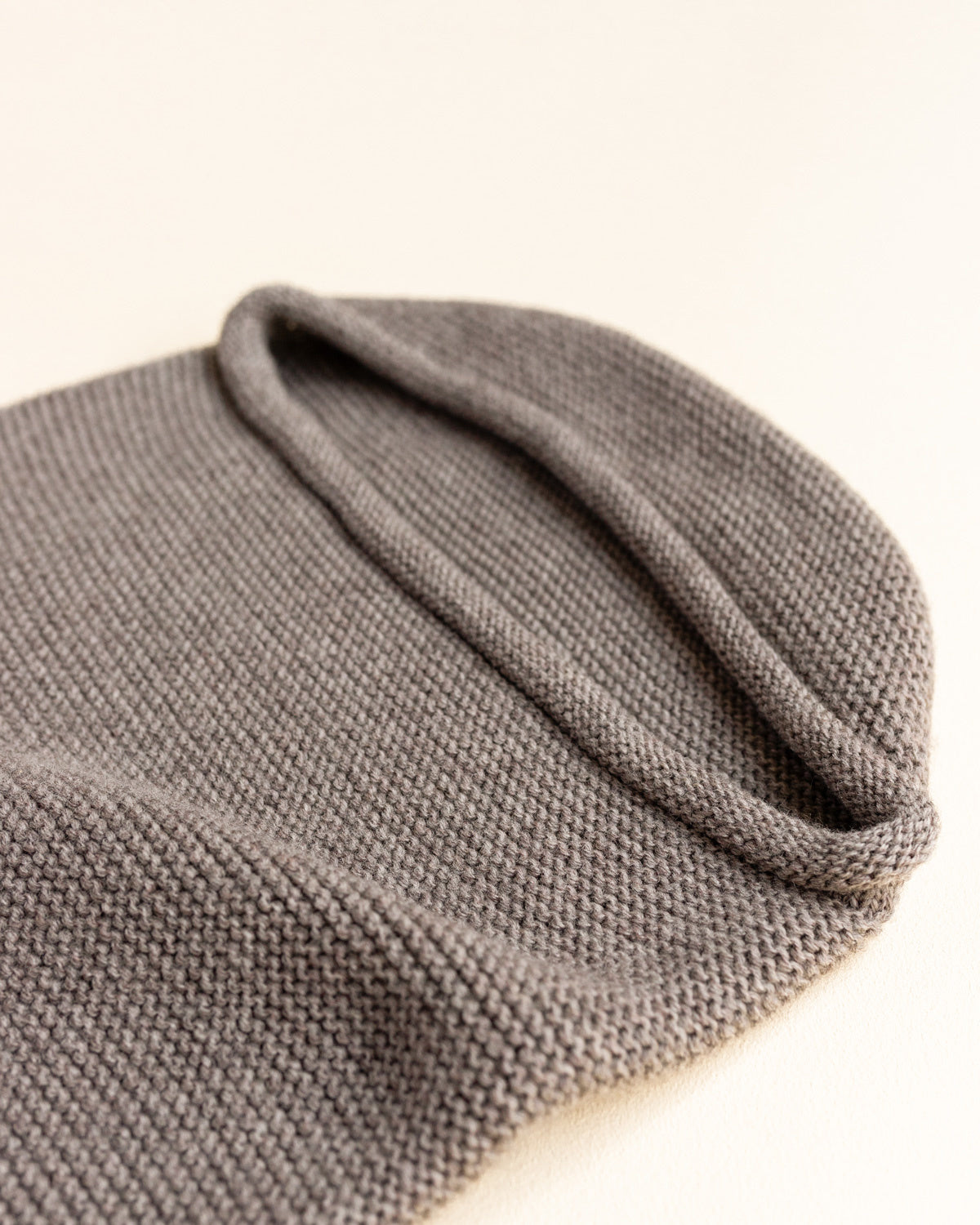 hvid-Cocoon---otter-3