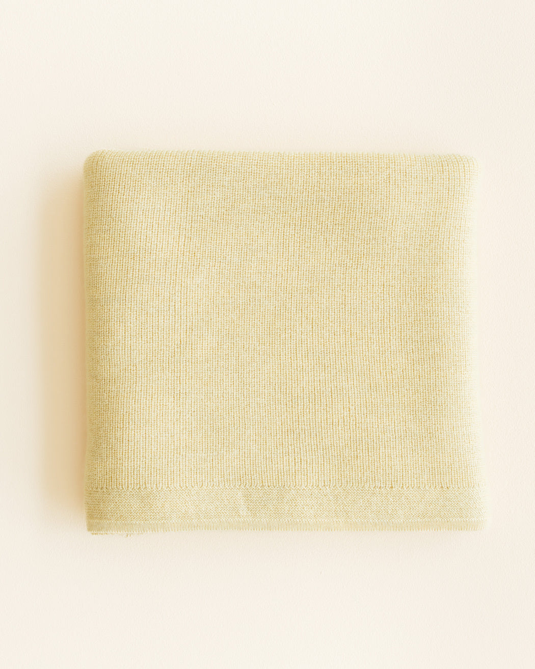 Hvid-Deken-van-merino-wol-Felix---light-yellow
