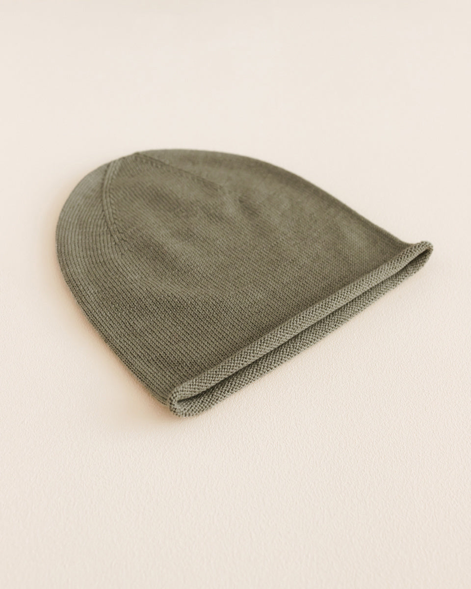 hvid Efa beanie - artichoke 2