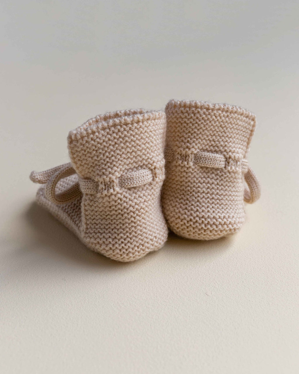 hvid hvid Slofjes van merino wol - sand 2