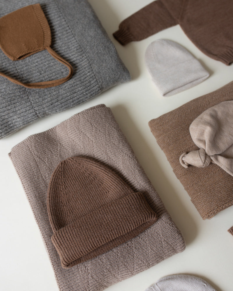 Hvid Ribbeanie Fonzie voor volwassenen - mocha2