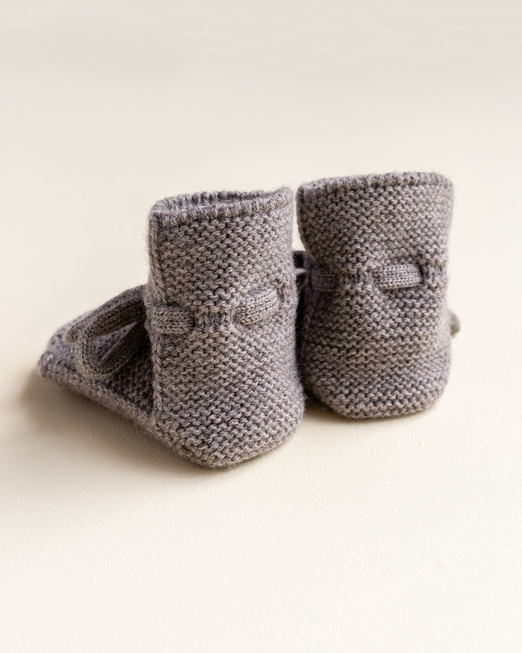 hvid-Slofjes-van-merino-wol---otter-2