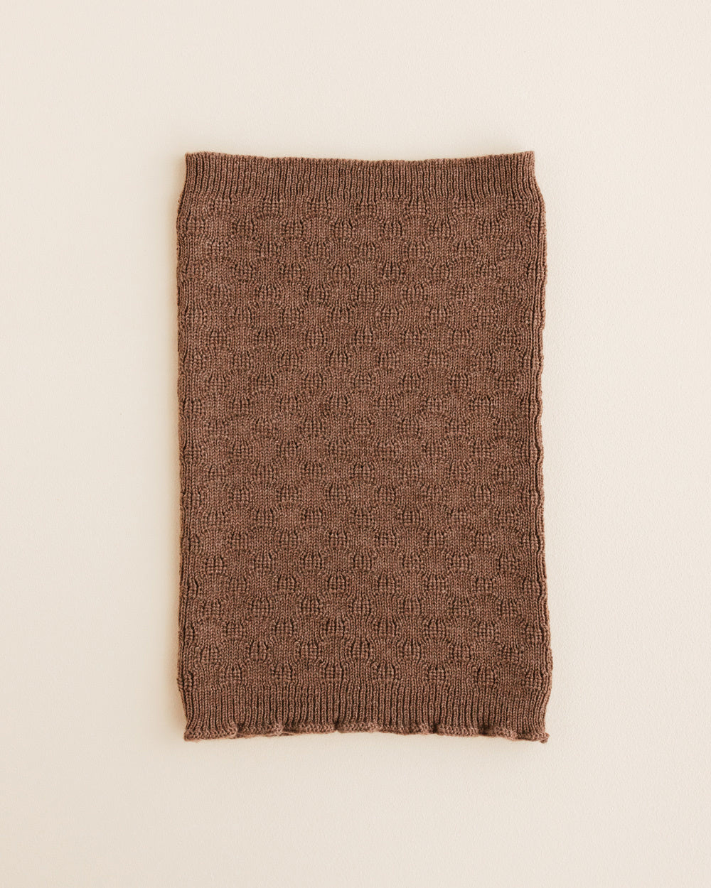hvid-Wollen-loopsjaal---mocha-2