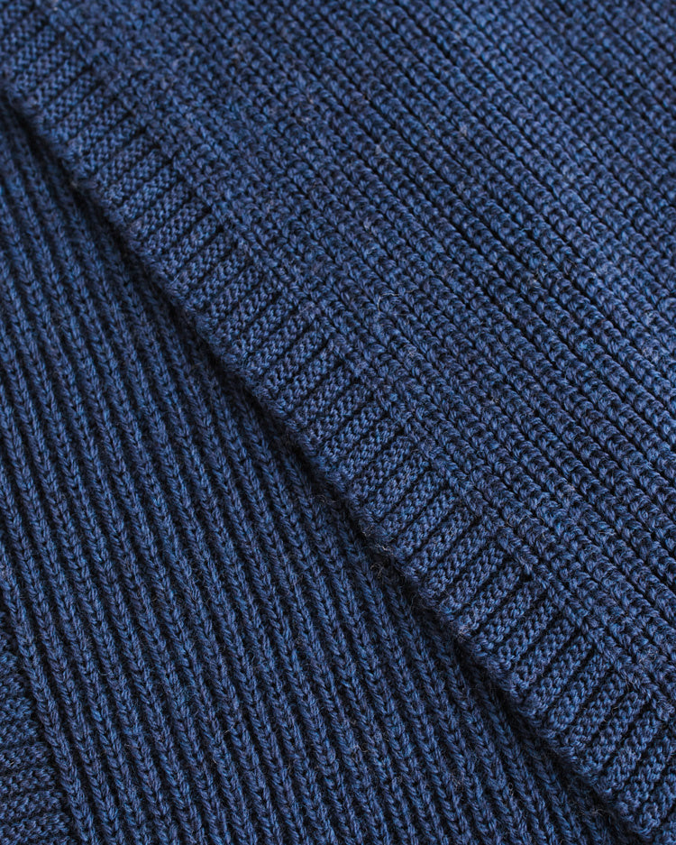 Hvid-Wollen-sjaal-Gustave---blue-3