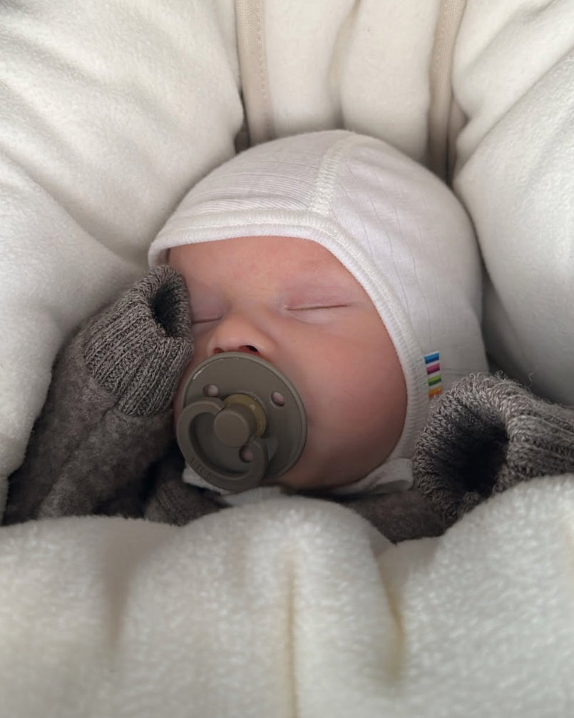 Joha - strikmutsje van wol - naturel @homebycecilie