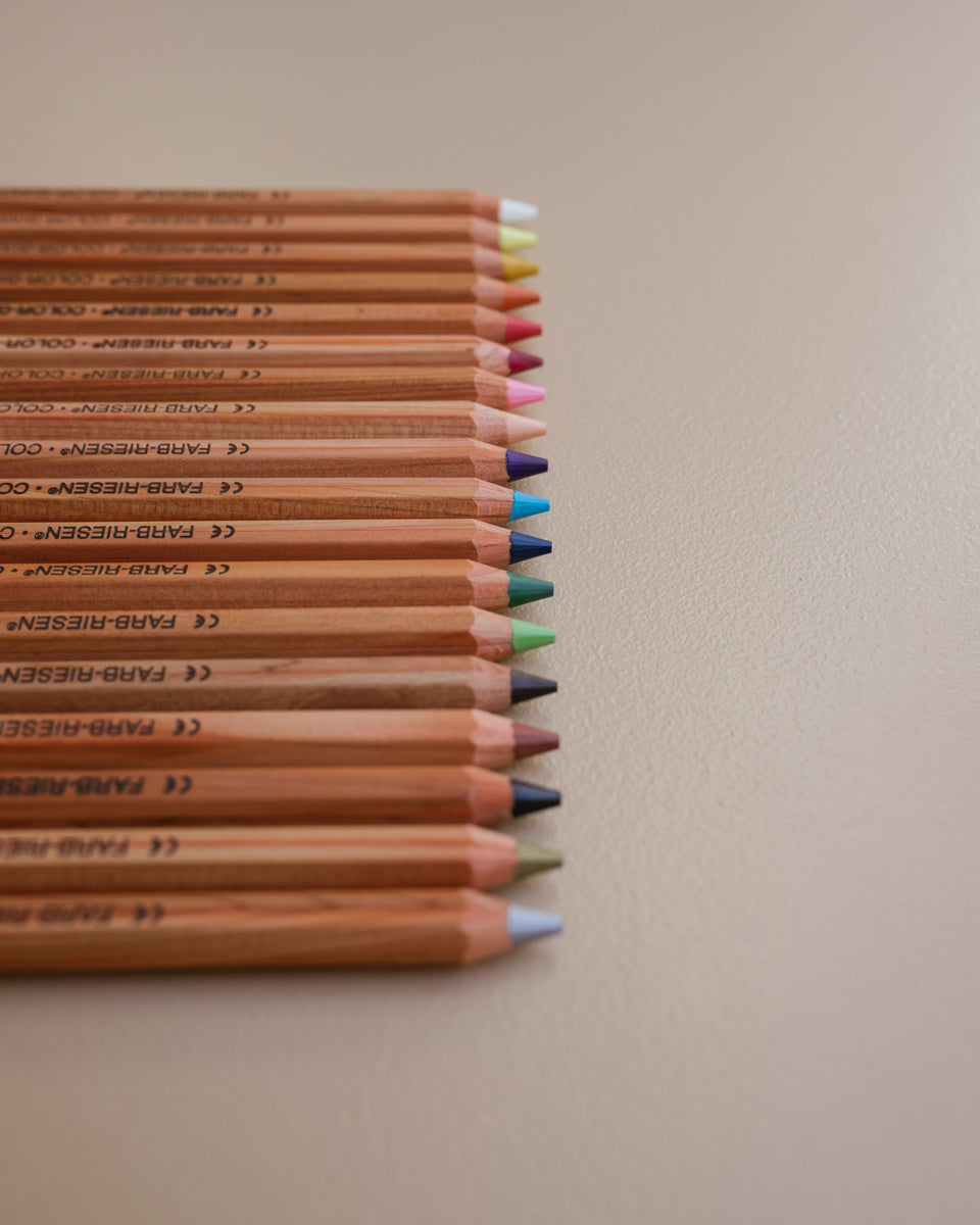 Lyra giant pencils 18 pcs copyright Ziloen web-425