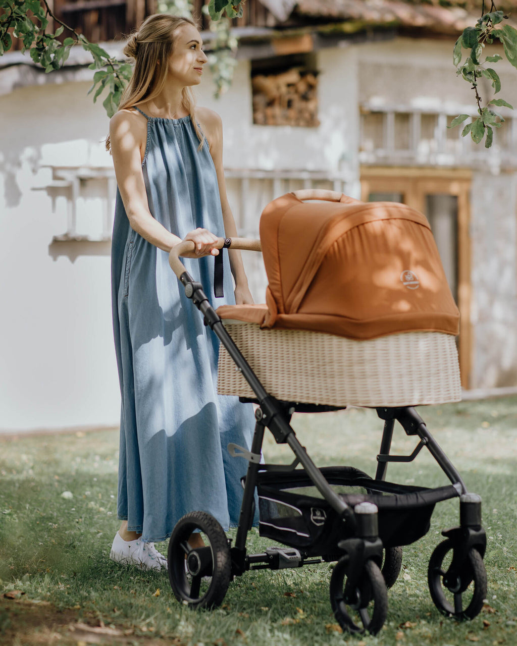 naturkind lux evo met gevlochten mand