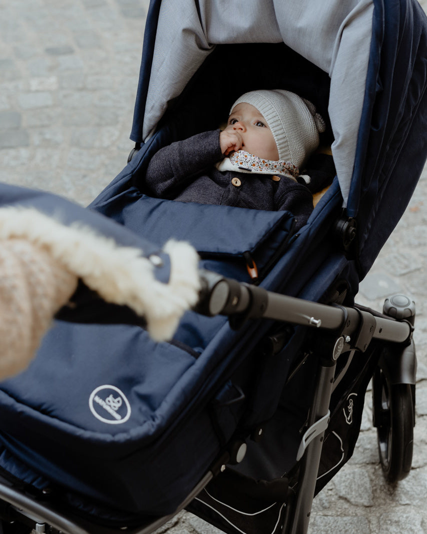 Naturkind wandelwagen handzak voetenzak wolletjes lux-kornblume-navy-