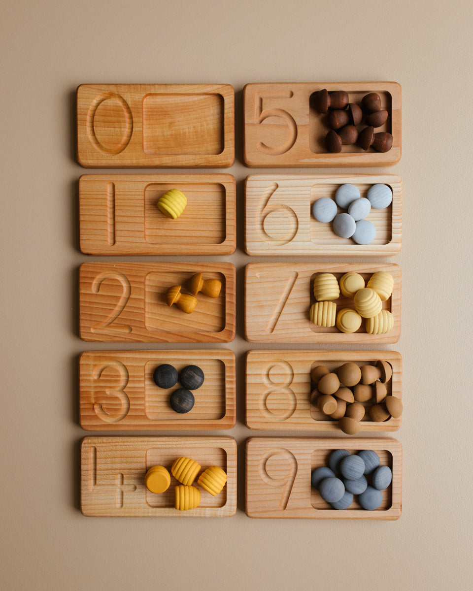 Oyuncak numbers laying