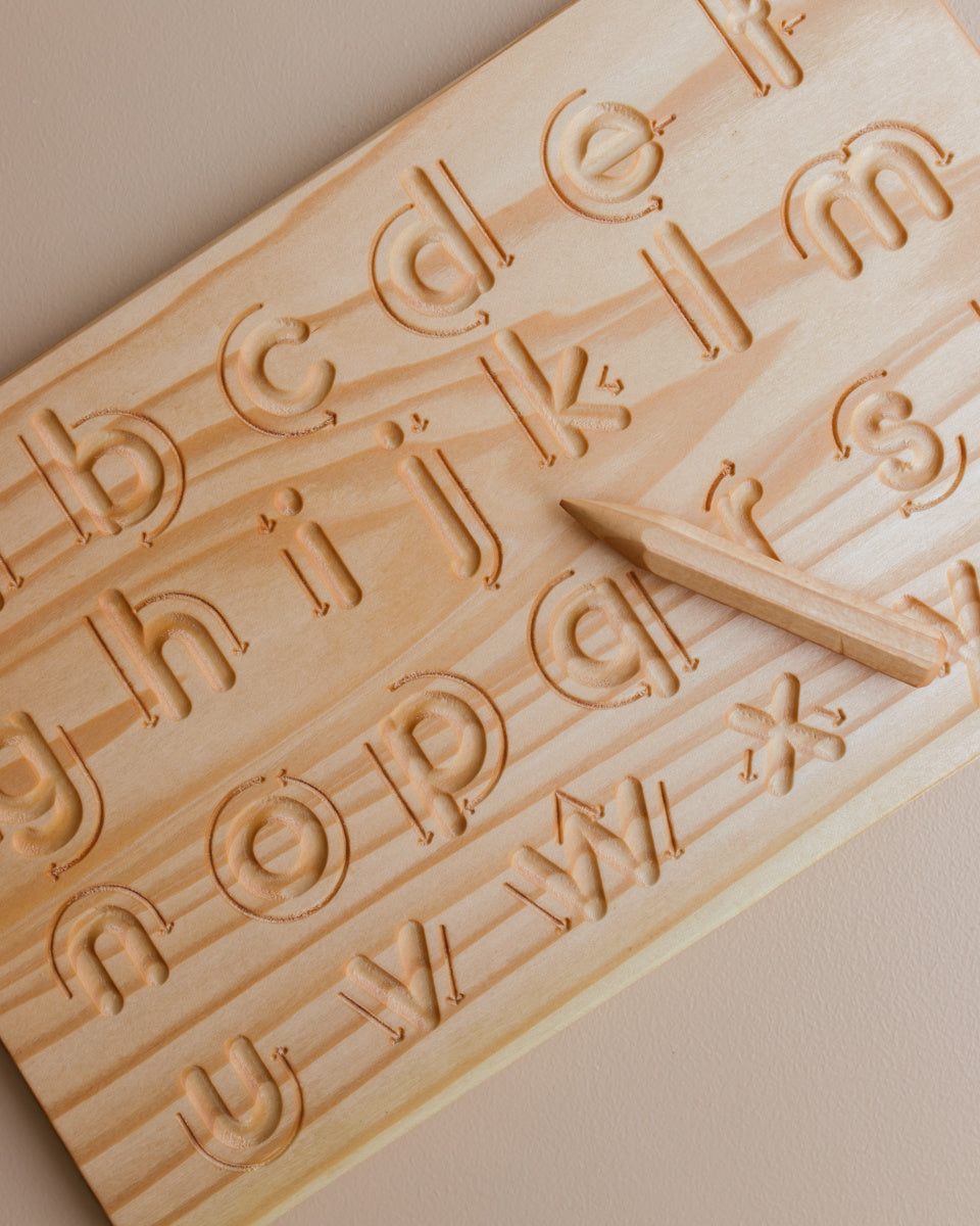Oyuncak wooden letter tracing board