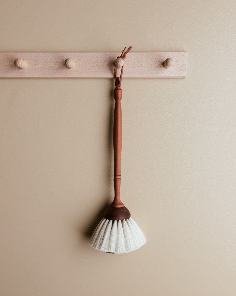 Redecker dust brush