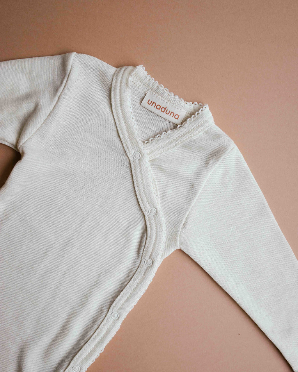 unaduna_wrap_around_body_crochet_edge_naturel