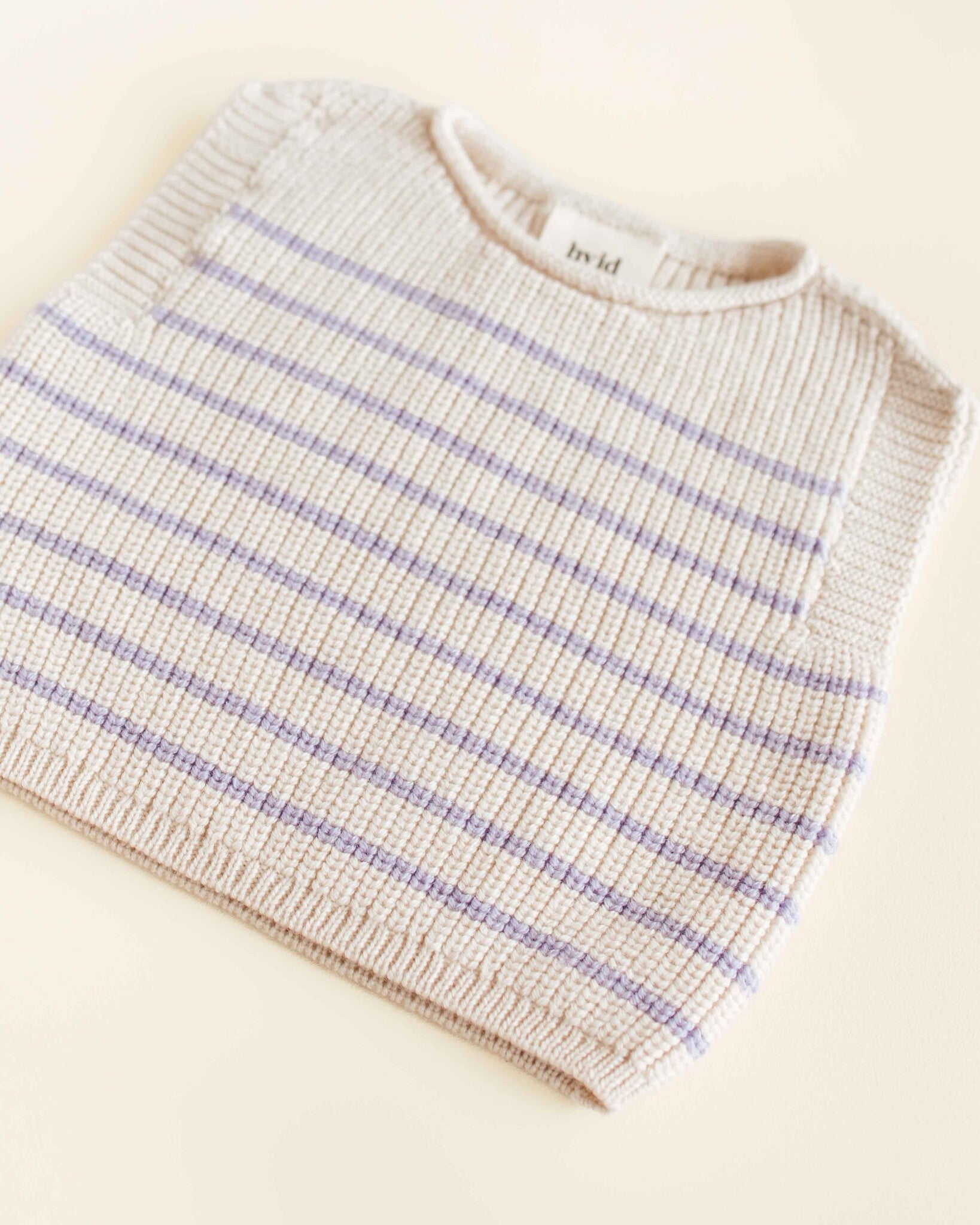 VEST HARVEY CREAM + LILAC 3 - 5404027809045 + 5404027809052