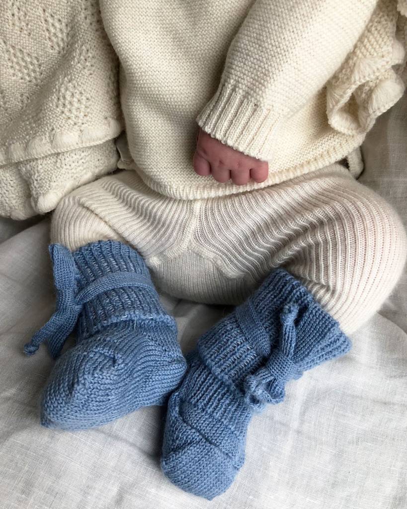 wollen-baby-sokken-strikje-hirtsch