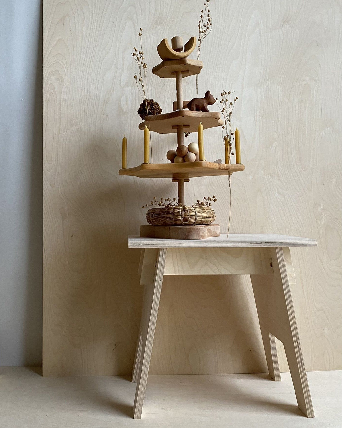 Woodchuck_HARU_GRIMMS_Seasonal_Festivity_Stand