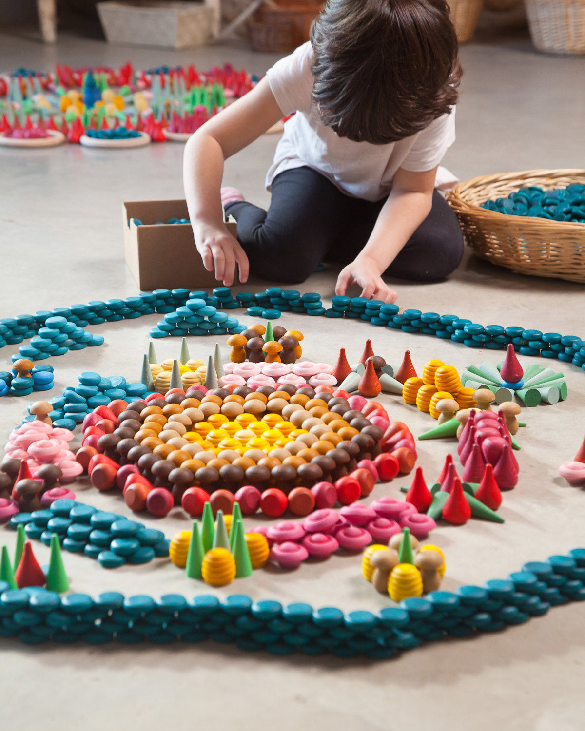 wooden-mandala-play-Joguines-Grapat